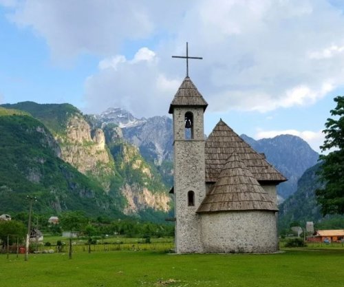 “Express”: Thethi, fshati i vogël malor si Zvicra, por pa turma dhe pa çmime të shtrenjta