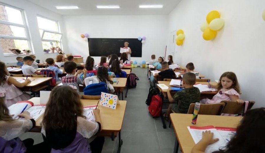 Eurostat: Në Shqipëri vetëm 3.2 % e fëmijëve nuk ndjekin shkollën