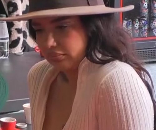 Alba Pollozhani tregon se si e zuri partnerin duke e tradhtuar: Më erdhi për të vjell [video]