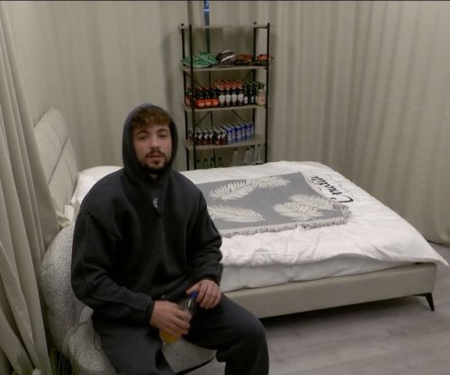 Surprizë në shtëpinë kapsulë: I eliminuari i mbrëmshëm në Big Brother VIP Kosova, Toney shfaqet sërish [video]