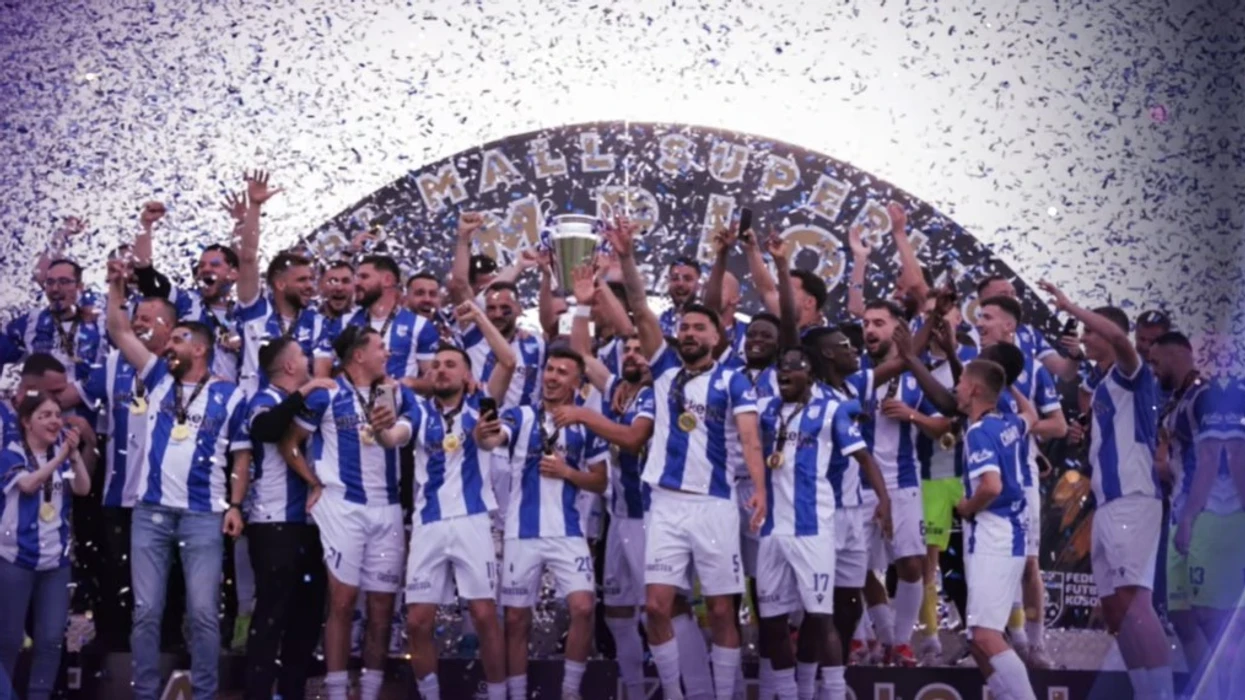 Dominohet nga yjet e Dritës, FFK-ja zbulon “Formacionin e Vitit 2025”