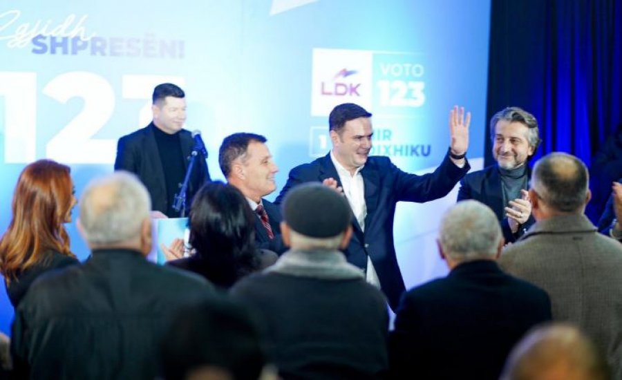 Juniku me LDK në  kryetari Shehu shpërndan momente nga tubimi me Abdixhikun dhe Ramën