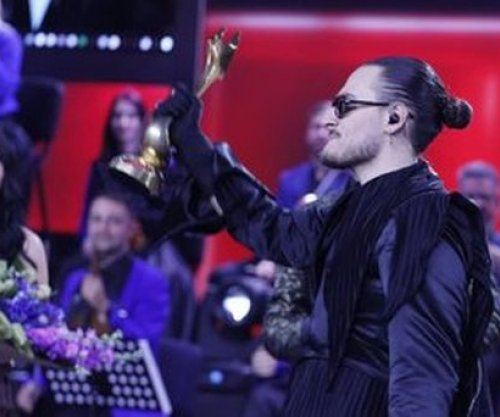 Intervistë | Nga një ëndërr deri te plaga e migrimit, autorja e këngës “Nan” tregon si lindi kënga që do ta përfaqësojë Shqipërinë në Eurovision