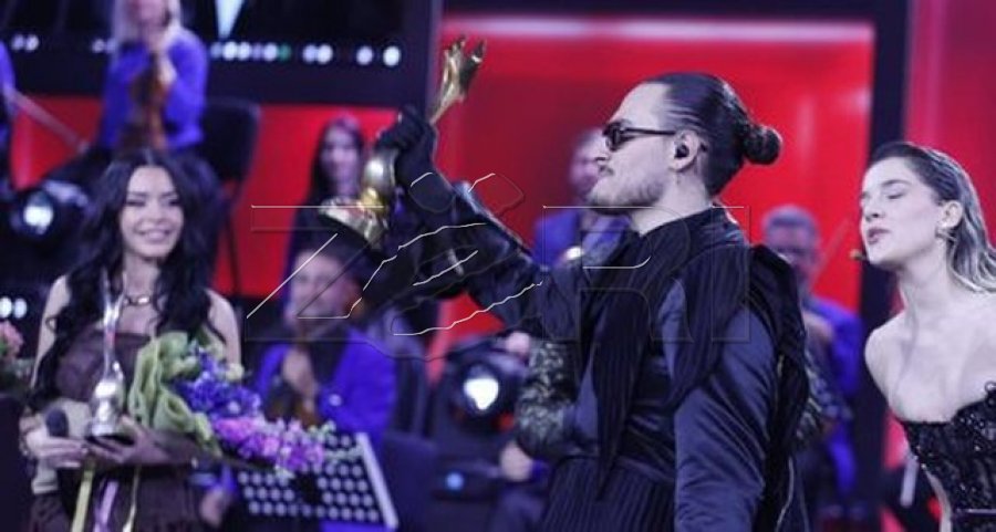 Intervistë   Nga një ëndërr deri te plaga e migrimit  autorja e këngës  Nan  tregon si lindi kënga që do ta përfaqësojë Shqipërinë në Eurovision