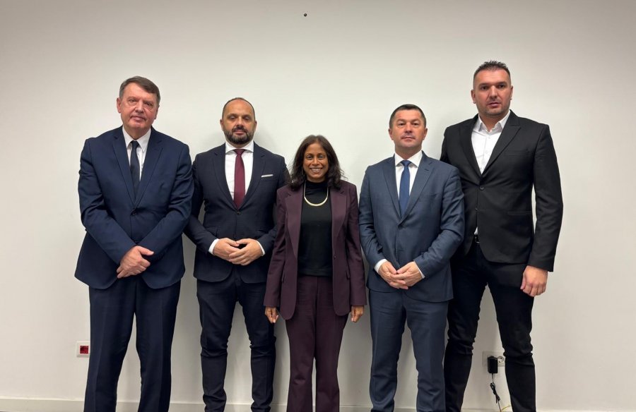 Prattipati takon kryetarët e komunave veriore  kërkon qeverisje transparente