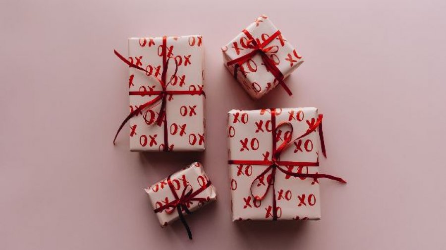 a-e-dinit-se-ka-nje-rregull-per-dhuratat-e-fundvitit-ja-se-cili-eshte-ai