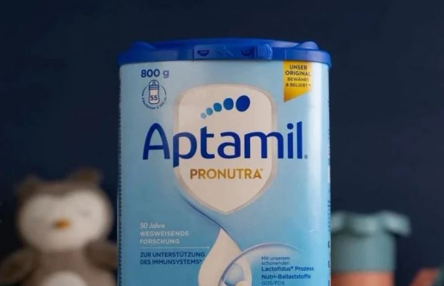 Kompania që importon qumështin “Aptamil”: Është i sigurt për përdorim