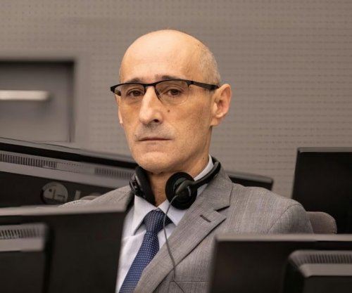 Mimoza Kusari njofton për vdekjen e babait të saj