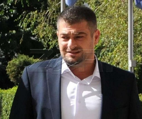 “Ai u burgos tre herë” Flet djali i Ukshin Hotit: Ja pse kandidoj me Vetëvendosjen