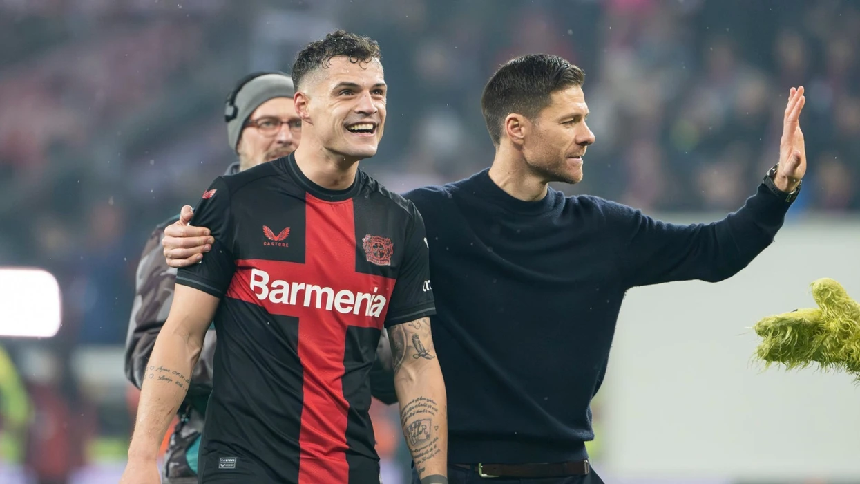 Granit Xhaka: Kur Alonso futej në zhveshtore, të gjithë mbyllnim gojën dhe e dëgjonim atë