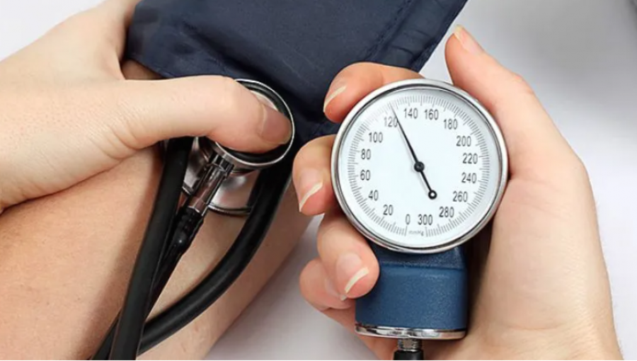 cfare-do-te-thote-presioni-i-larte-i-rrezikshem-i-gjakut-per-grate