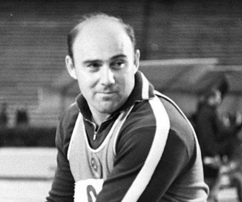 Vdes mbajtësi i rekordit botëror të hedhjes së çekiçit, Anatoly Bondarchuk 