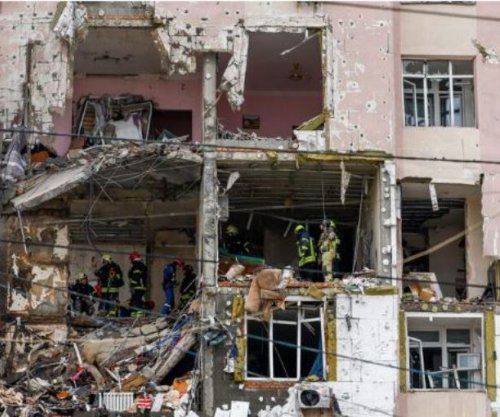 Raketat ruse godasin Ukrainën para takimit Zelensky-Trump