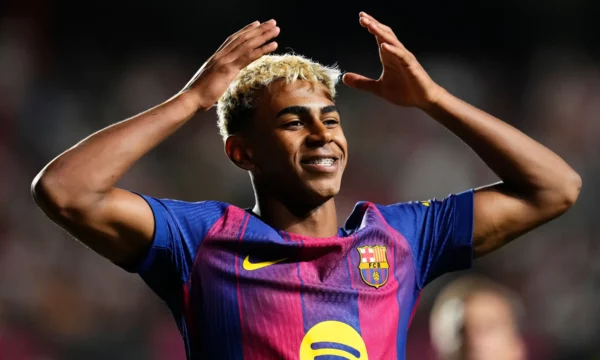 Lamine Yamal shpallet “Sulmuesi i Vitit” nga “Globe Soccer Awards”