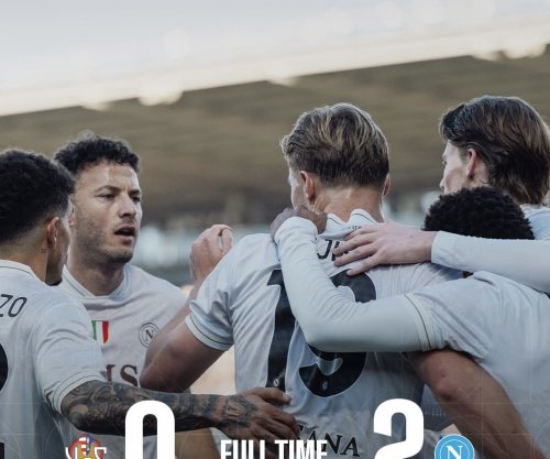 Napoli fiton me rezultat komod në udhëtim te Cremonese