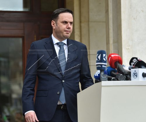  Abdixhiku paralajmëron dorëheqjen, thërret Kuvendin e Përgjithshëm të LDK-së