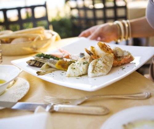 Si të dalloni kur ushqimet në restorant nuk janë të freskëta?