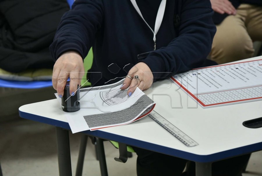 Sot në orën 12:00 nis numërimi i votave të kandidatëve për deputetë