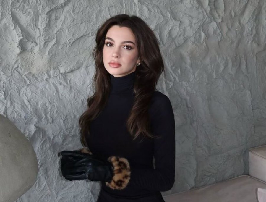 Aktorja e njohur turke vjen në Kosovë  e quan shtëpi