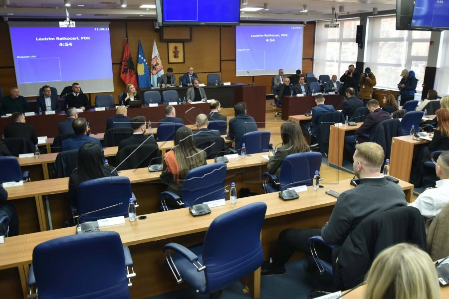 Nis seanca e jashtëzakonshme në Komunën e Prishtinës
