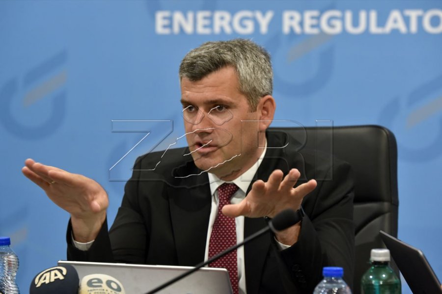 Fejzullahu: Kurseni energjinë elektrike, konsumi i është afruar pikut maksimal të Shqipërisë