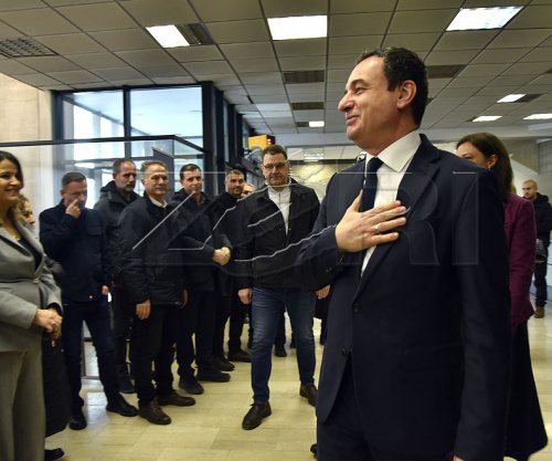 Paga e 13-të për punëtorët e sektorit publik, Kurti nga Telekomi i Kosovës: Do ta marrin në fillim të vitit