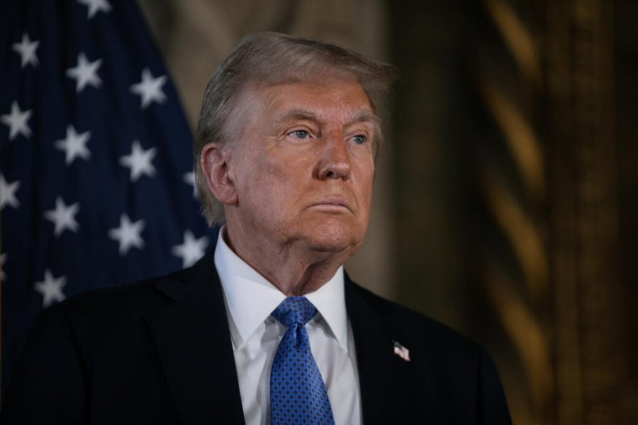 Trumpi shtyn vënien e tarifave ndaj Meksikës dhe Kanadasë
