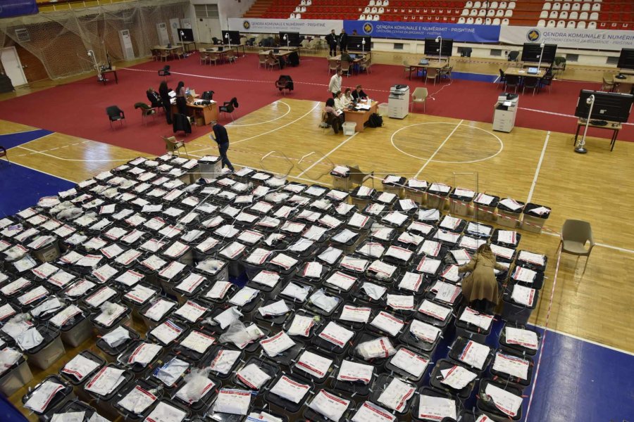 Do të rinumërohen të gjitha votat nga vendvotimet, thotë Kurteshi i LVV-së
