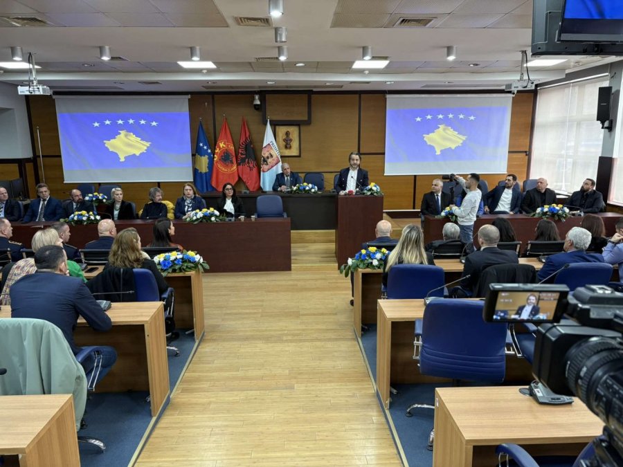 Seanca solemne e Prishtinës: Këtë festë po e zbeh mungesa e krerëve të UÇK-së