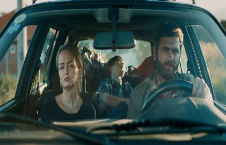 “Krejt e thirrin Rexhën”, filmi që po merr vëmendje të madhe në tri kryeqytete