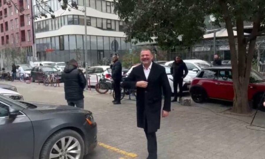 Tom Doshi paraqitet në SPAK