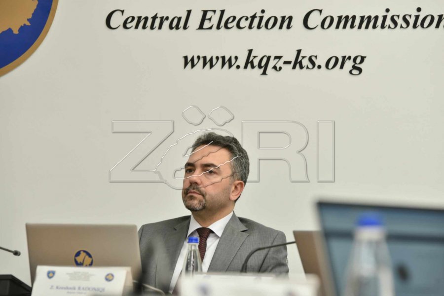 Zgjedhjet e 12 tetorit, Radoniqi fton mërgatën të regjistrohet për votim me postë