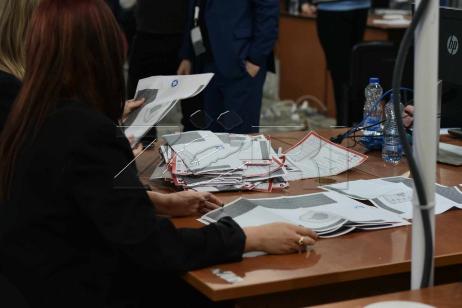 Vazhdon numërimi i votave të diasporës, mbeten edhe 24 vendvotime nga përfaqësitë diplomatike
