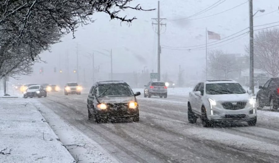 Stuhi e fuqishme dimërore në jug e lindje të SHBA