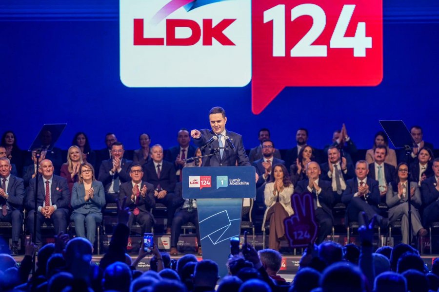 Abdixhiku në hapje të fushatës së LDK-së: Punën e të ardhmen e bartim ne, ankesat e frustrimin ua lëmë të frustruarve