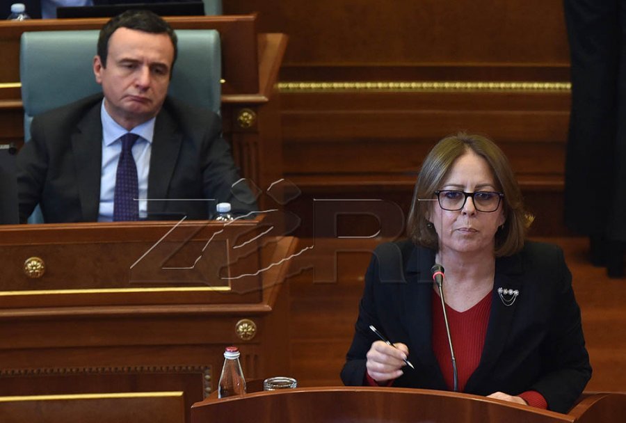 Bajrami ironizon Kurtin: Ai po e kërkon edhe një mandat për t’i shlyer me gomë veprimet korruptive