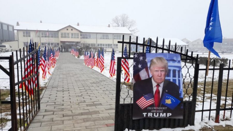 Në Ferizajt organizohet manifestim me rastin e inaugurimit të presidentit të SHBA-së