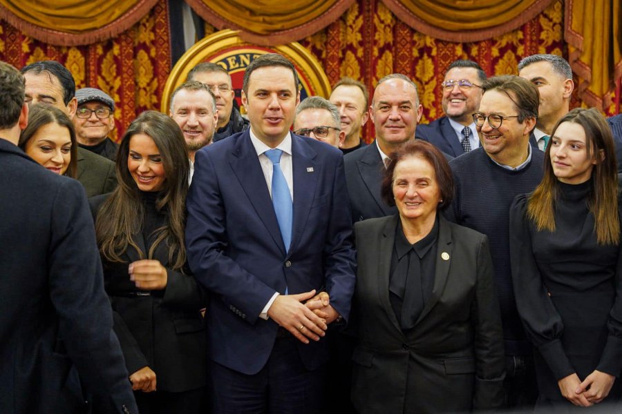 Abdixhiku te familja Rugova: Një Kosovë me aleatë dhe miq, mision i LDK-së dje dhe sot
