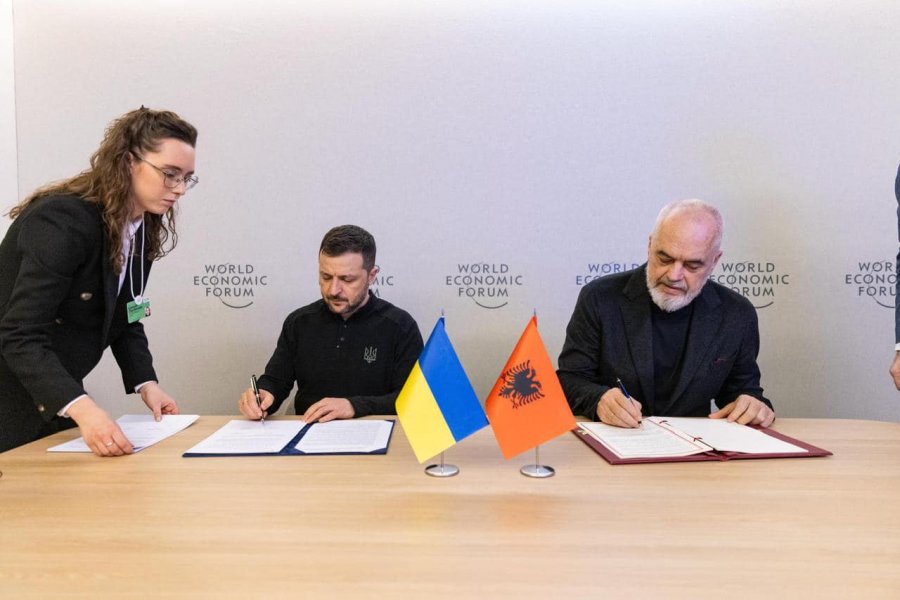 Rama takohet me Zelensky-n në Davos: Shqipëria nënshkruam marrëveshje për sigurinë me Ukrainën