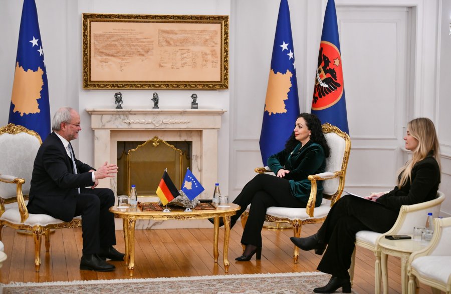 Osmani takon deputetin Klein, flasin për marrëdhëniet Kosovë - Gjermani