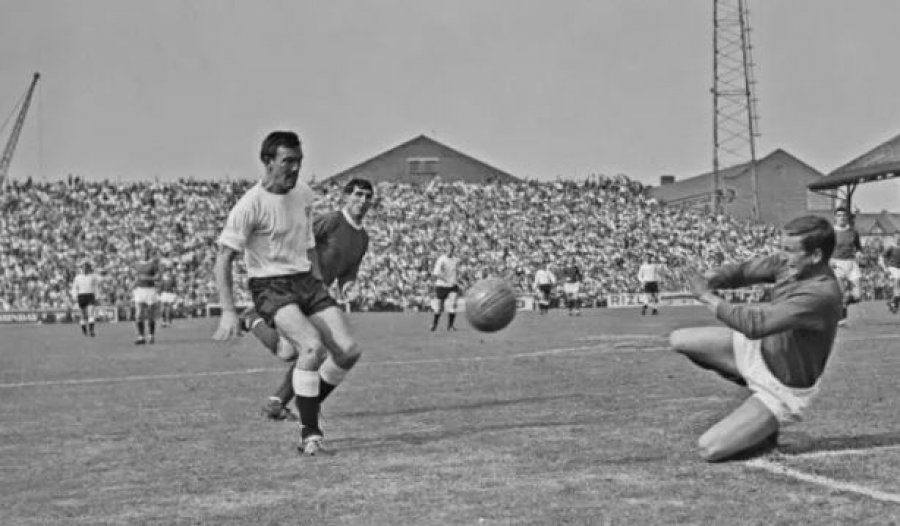 Vdes lojtari më i ri në historinë e Man Unitedit