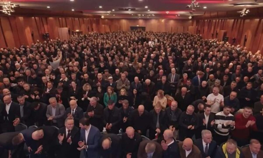 Bedri Hamza pas takimit me veteranët: UÇK, Kosova mundet ma mirë për ty