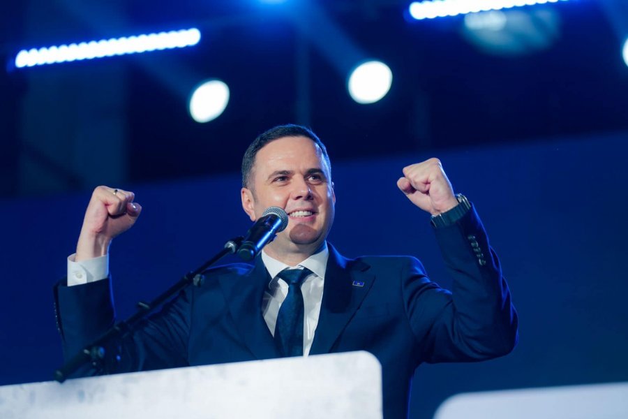 Mustafa: Kosovës i duhet një kryeministër që udhëheq me vepra, jo me fjalë