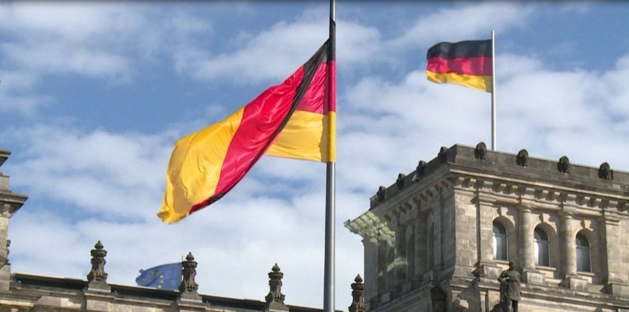 Qeveria gjermane ende po e shqyrton bordin e paqes të Trumpit