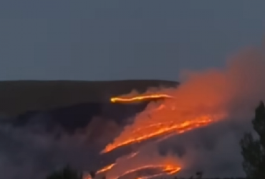 Zjarr i madh në Golesh të Drenasit