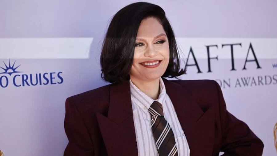 Jessie J ndan përditësime rreth shëndetit të saj: Kanceri nuk është përhapur, kam shumë shërim përpara