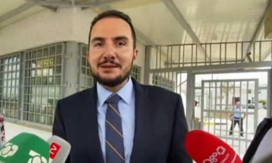 Del nga burgu ish-deputeti Ervin Salianji: Ditët e mia në burg burim frymëzimi për demokratët