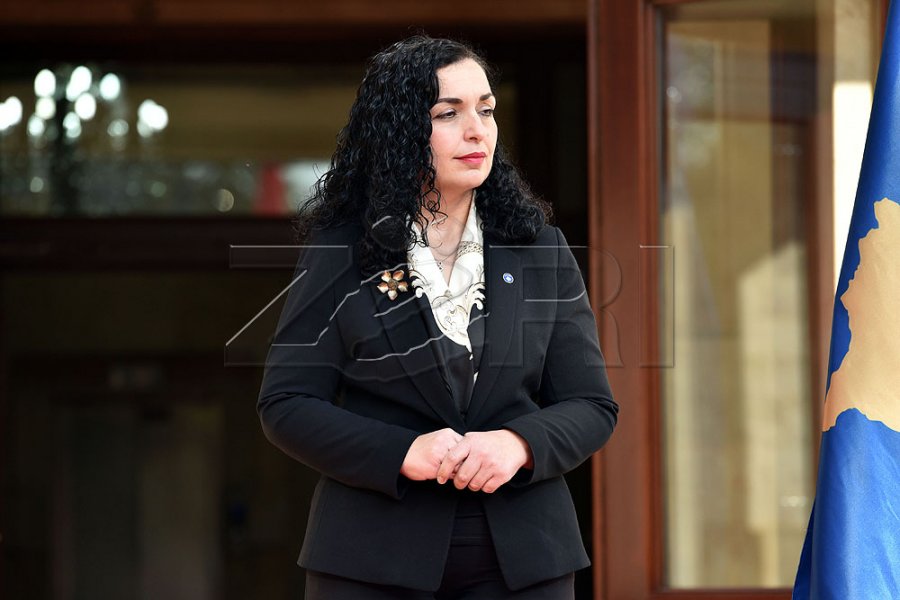 “Do të vras ty dhe familjen tënde”, kërcënohet presidentja Osmani
