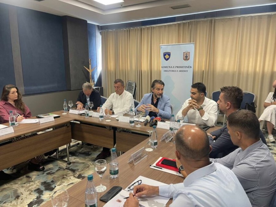 Konferenca e parë ndërkomunale për arsimin, katër komuna shkëmbejnë ide për sfidat e përbashkëta