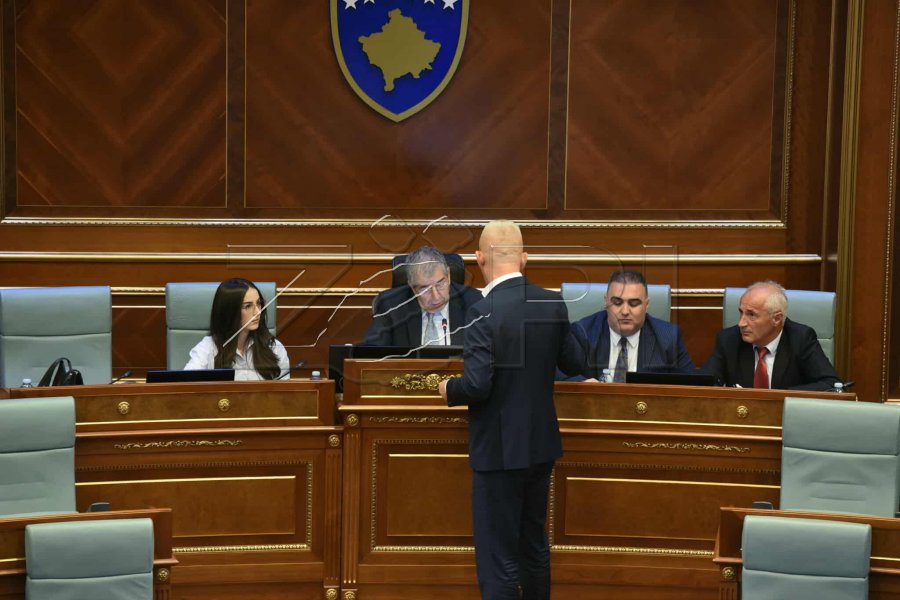 Dehari ia ndalon fjalimin Qalajt